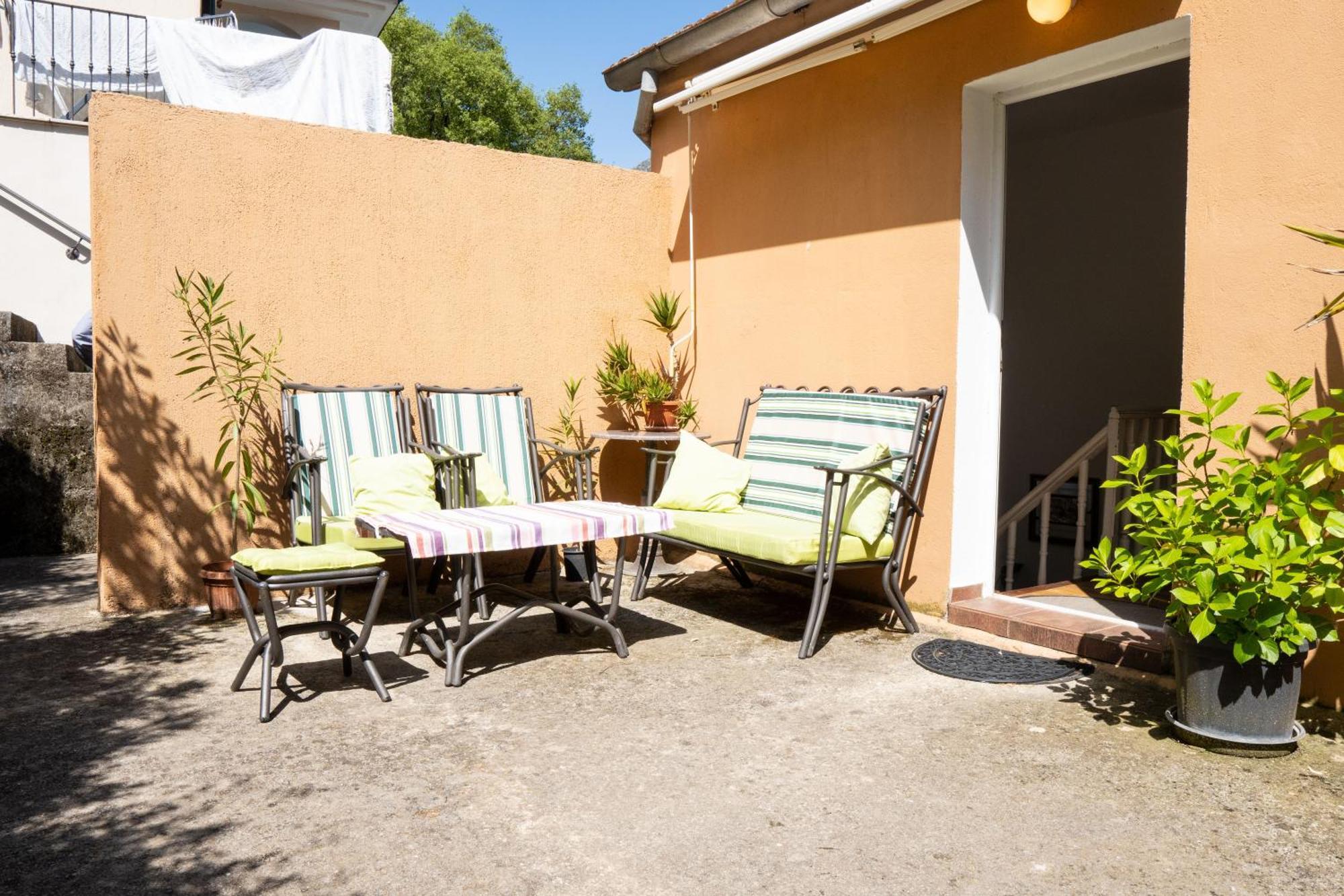 M&B Apartment Kotor Bagian luar foto
